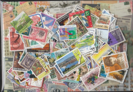 New Zealand 300 Different Stamps - Collezioni & Lotti