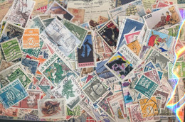 Denmark Stamps-800 Different Stamps - Collezioni