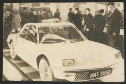 ROVER BS NMT 395E Photographie D'époque Dans Un Salon Vers 1969 (120 X 80 Mm). - Auto's