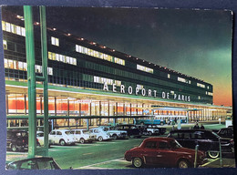 Paris-Orly Aéroport/ Entrée De L‘Aerogare/ Old Cars - Aéroports De Paris