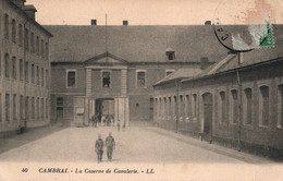 Casernes - Cambrai, La Caserne De Cavalerie - Carte LL N° 40 - Casernes