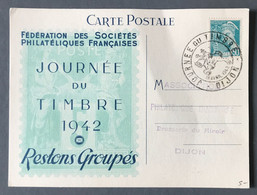 France Carte-Souvenir JOURNEE DU TIMBRE 1942 - RESTONS GROUPES - (C1600) - 1921-1960: Modern Period