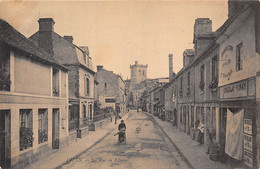 14-DIVES- LA RUE DE LISIEUX - Dives