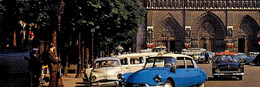 Automobile Ancienne De Marque CITROEN DS Bleue Bleu * Auto Voiture * Sur CPSM Paris Cathédrale Notre Dame - PKW