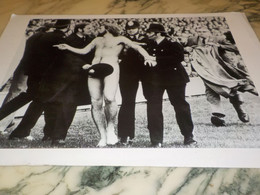 PHOTO SUPPORTER ARRETE MATCH ANGLETERRE FRANCE 1974 - Rugby