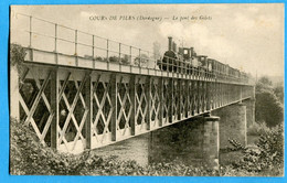 24 -  Dordogne - Cours De Piles - Le Pont Des Gilets  (N2892) - Altri Comuni