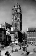 Rodez * La Place De La Cité Et Le Clocher * Quincaillerie De La Cité - Rodez