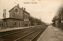 Illiers * La Gare * Ligne Chemin De Fer Eure Et Loir - Illiers-Combray