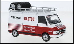 Fiat 242 - Bastos-Texaco - Tre Gazzelle Racing Team - Rally Assistance With Roof Rack - 1984 - Ixo - Ixo