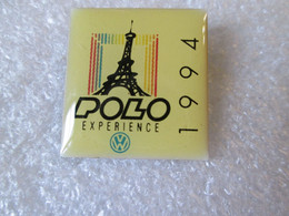 PIN'S   VOLKSWAGEN   POLO  1994   TOUR EIFFEL - Volkswagen