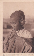 ALGERIE . Scènes Et Types . (Enfant Indigène Portant Aux Oreilles Des écouteurs De Radio)  "Un Amateur De T.S.F". - Scènes & Types