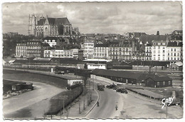 L100H407 - Nantes - 19 Vue Panoramique. A L'arrière Plan, La Cathédrale St-Pierre - Nantes