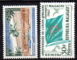 Col19  Madagascar N° 369 & 370 Neuf X MH Cote 2,40€ - Madagaskar (1960-...)