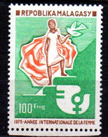 Col19  Madagascar N° 555 Neuf X MH Cote 2,00€ - Madagaskar (1960-...)