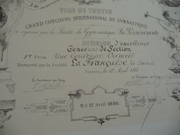 Diplôme Concours De  Gymnastique Paris 1912 Litho Desaide 66 X 45 - Diplomas Y Calificaciones Escolares