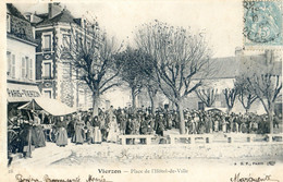 18 - Vierzon - Place De L-hotel De Ville - Marché - Vierzon