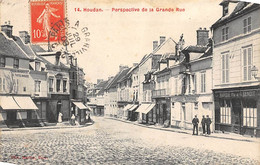 Houdan        78        Perspective De La Grande Rue             (voir Scan) - Houdan