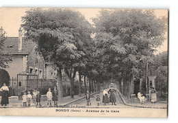 CPA 93 Bondy - Avenue De La Gare - Bondy