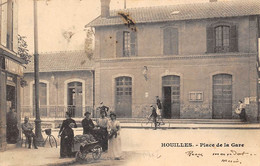 Houilles         78         Place De La Gare   Marchande De 4 Saisons         (voir Scan) - Houilles