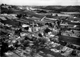 Bon Encontre * Vue Aérienne Sur La Commune * L'église Et Le Séminaire - Bon Encontre