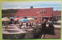 PATIO RESTAURANT,  Children ' S Zoo Storyland Valley EDMONTON Canada,  TB - Edmonton