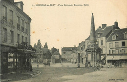 Gournay En Bray * La Place Nationale * Fontaine Et Halle * Pharmacie * Commerces Magasins - Gournay-en-Bray