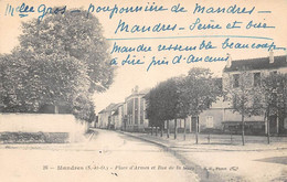 Mandres       78         Place D'armes Et Rue De La Gare            (voir Scan) - Other & Unclassified