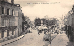 Mantes La Jolie        78       Rue De La République Et Rue Nationale..Jour De Marché     (voir Scan) - Mantes La Jolie