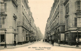 Paris * 7ème * La Rue De Bourgogne * Restaurant - Paris (07)