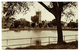 Ref 1456 - Postcard - St James' Church & River - Devizes Wiltshire - Andere & Zonder Classificatie