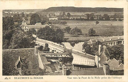 -dpt Div.-ref-AV475- Eure - Beaumont Le Roger - Vue Vers Pont De La Risle Prise De L Abbaye - - Beaumont-le-Roger