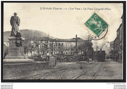 CPA 07 Les Vans La Place Léopold Ollier Et Le Train Tramway Ligne Les Vans Saint Paul Le Jeune - Les Vans