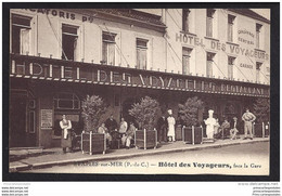 CPA 62 Etaples Hôtel Des Voyageurs Face à La Gare - Etaples