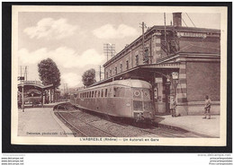 CPA 69 L'Arbresle Un Autorail En Gare - L'Abresle