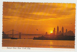 New York City - East River Bridges - By Manhattan Post Card Co. No P305680 C178 - 4 X 6 In - Unused 2 Scans - Bruggen En Tunnels