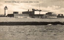 SOUTHSEA  CASTLE AND LIGTHOUSE - Portsmouth