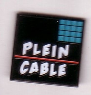 P77 Pin's MEDIA TELE PLEIN CABLE Carrés Bleus  Achat Immédiat - Médias