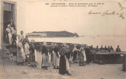 29-DOUARNENEZ- SORTIE DE SARDINIERES POUR LA MISE AU SECHAGE DU POISSON, USINE DE MEN-LEON, ILE TRISTAN - Douarnenez