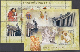 ** 2006 II. János Pál Pápa Emlékére Kisív Mi 3436-3439 + Blokk Mi 575 - Otros & Sin Clasificación