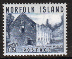 Norfolk Island 1953 Single 7½d Stamp From The Definitive Set. - Ile Norfolk