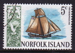 Norfolk Island 1967 Single 5c Stamp From The Definitive Stamps Showing Ships. - Ile Norfolk