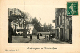 La Chataigneraie * Place De L'église - La Chataigneraie