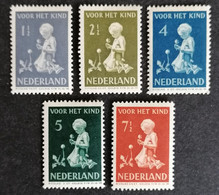 Nederland/Netherlands - Nrs. 374 T/m 378 (postfris Met Plakker) Kinderzegels 1940 - Non Classificati