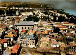 Pauillac Vue Aérienne Sur Le Centre De La Ville - Pauillac