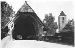 AARBERG → Alte Holzbrücke Mit Radfahrer, Fotokarte Ca.1945 - Aarberg