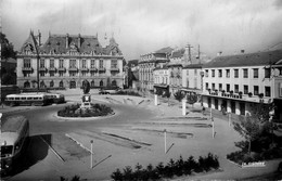 Bar Le Duc * La Place Reggio * La Préfecture Et La Gare Routière * Autobus Bus - Bar Le Duc