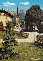 1074) BISCHOFSHOFEN Im Salzachtal - Salzburg - Straße Mit Zaun AUTO U. Kirche - älter - Bischofshofen