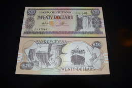 GUYANA, 20 DOLLARS, Serial Number C/07 147946 - UNC - NEUF - Guyana