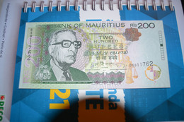 MAURITIUS - 200 RUPEES 2013 - P-61- Serial Number: BS911762 - UNC -  NEUF - Maurice