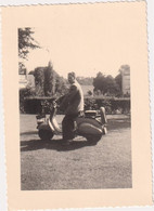 Man On A Scooter - Photo 7x10 - Motos